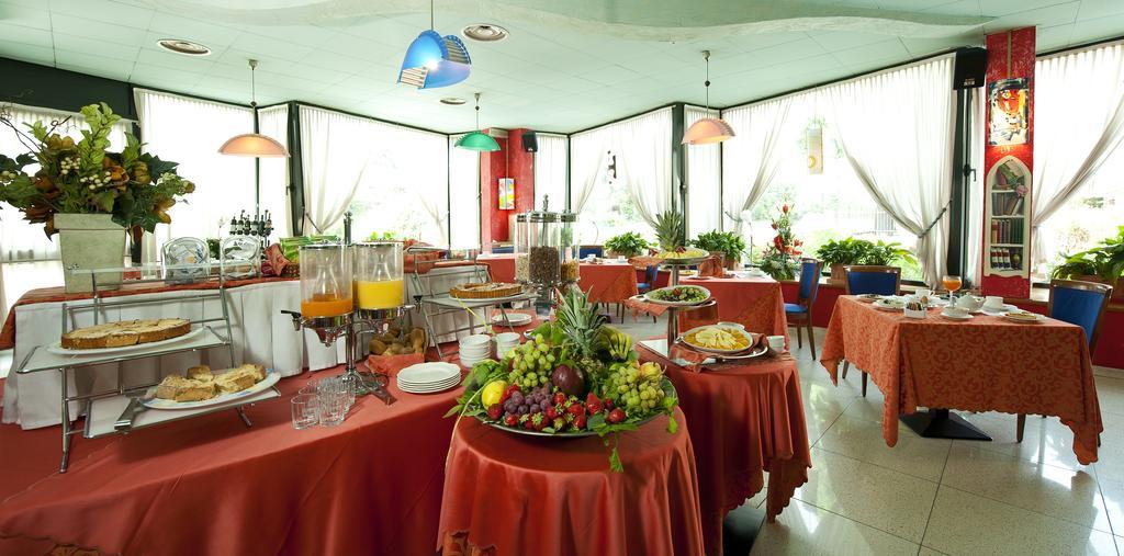 Castagna Palace Hotel & Restaurant Montecchio Maggiore Exterior foto
