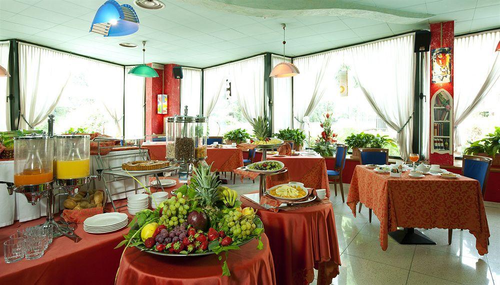 Castagna Palace Hotel & Restaurant Montecchio Maggiore Exterior foto